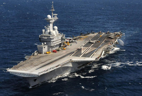 T&#xE0;u s&#xE2;n bay h&#x1EA1;t nh&#xE2;n duy nh&#x1EA5;t c&#x1EE7;a Ph&#xE1;p ch&#xED;nh th&#x1EE9;c m&#x1EA5;t kh&#x1EA3; n&#x103;ng chi&#x1EBF;n &#x111;&#x1EA5;u