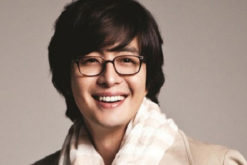 Bae Yong Joon - ‘ông hoàng Hallyu’ một thuở hiện ra sao?