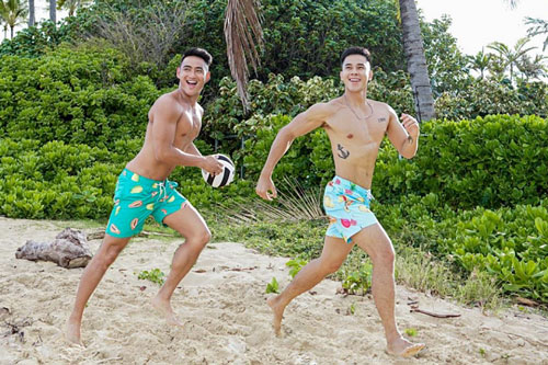 Cuộc sống bốn cặp sao đồng giới giữa dịch