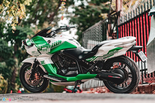 Xe ga phân khối lớn hàng hiếm Honda DN-01 biển tứ quý 6