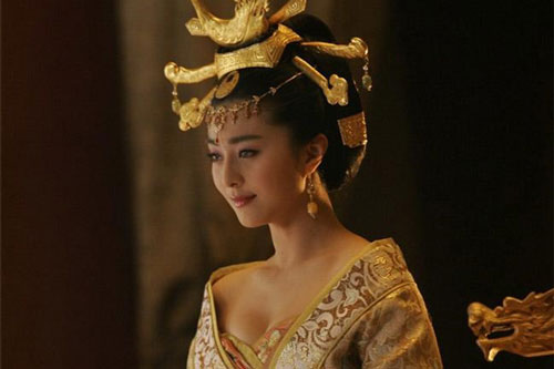 Hôi nách, chân to, chưa hết đâu, tứ đại mỹ nhân còn có những điểm xấu không ai ngờ tới!