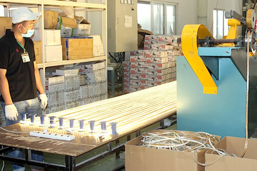 Gỡ nghẽn lưu thông hàng hóa hậu Covid-19