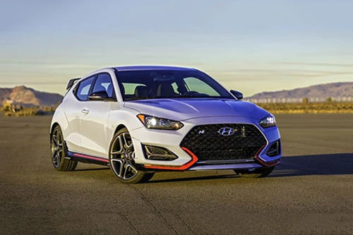 Hyundai Veloster N 2020.