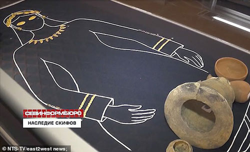 Công chúa Biển Đen ngủ trong mộ cổ đầy châu báu