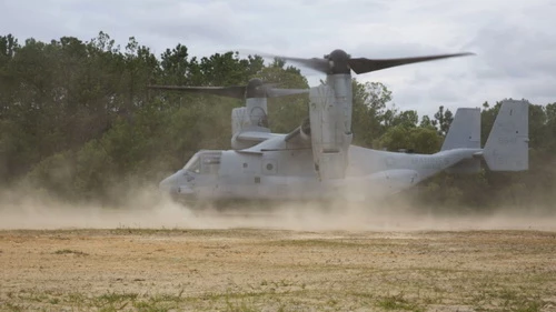 Máy bay vận tải cánh quạt lật V-22 Osprey. Ảnh: Jane's 360.