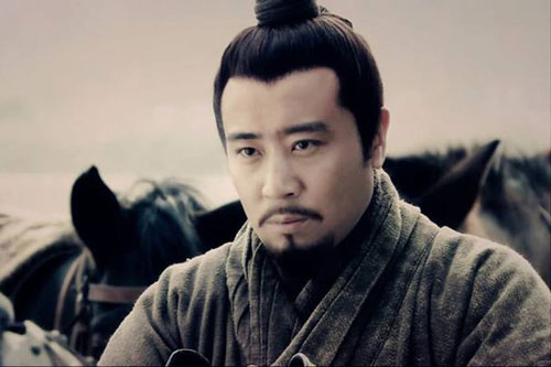 Lưu Bị tới lúc gần chết mới ngẫm ra Tào Tháo uống rượu luận anh hùng có ý nghĩa sâu xa thế nào