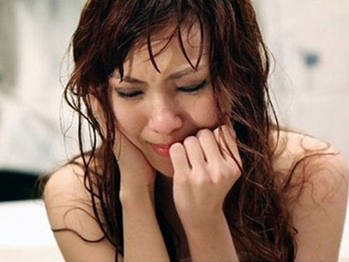 Chồng bỏ tôi theo gái trẻ chỉ vì... lời thách đố của bạn