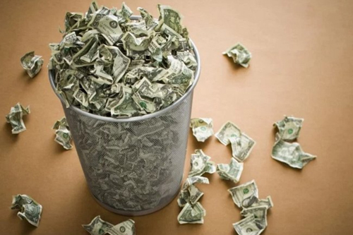 Lãng phí là hành vi tiêu giảm phúc báo, gieo mầm ác cho bản thân