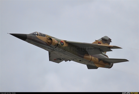 Chủ động tấn công Pantsir-S1, Mirage F-1 lập tức bị bắn hạ?