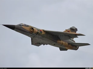 Chủ động tấn công Pantsir-S1, Mirage F-1 lập tức bị bắn hạ?