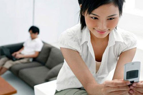 Vợ đòi ly hôn vì ảo tưởng tình yêu với trai trẻ