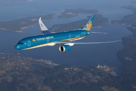 Vietnam Airlines, Vinpearl tặng 5.000 kỳ nghỉ 5 sao trọn gói tri ân lực lượng y tế tuyến đầu phòng chống Covid-19.