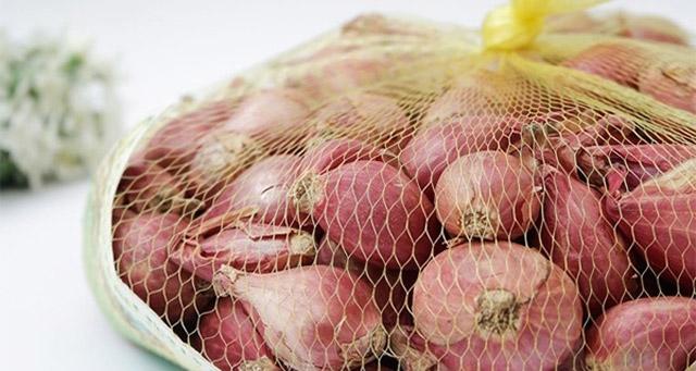 Gia vị lo hỏng hay bị kiến bò nhờ những mẹo cực hay này