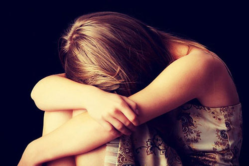 Lấy chồng "chạy ế", chẳng ngờ tôi "ôm" cả đống nợ vào người