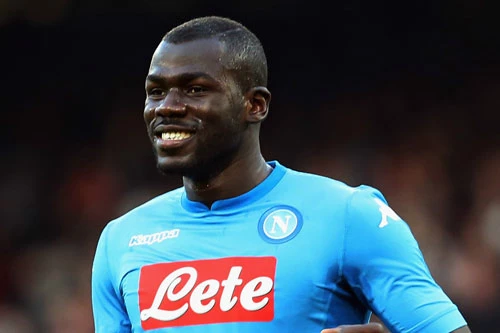 8. Koulibaly (Napoli) - 56 triệu euro.