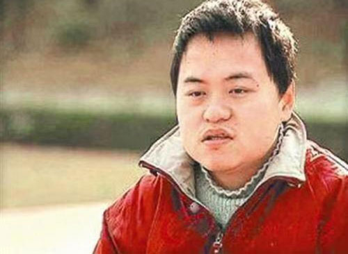 Chàng trai là thần đồng từ lúc 2 tuổi nhưng đến 17 tuổi lại bị đuổi học: Hé lộ nguyên nhân bất ngờ