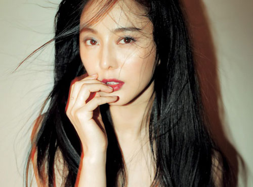 Người đàn ông thường xuyên ở bên Phạm Băng Băng là ai?