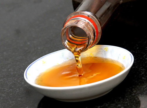 Nấu hoặc ninh nước mắm quá kỹ có thể làm mất đi các axit amin (ảnh minh họa) Nấu hoặc ninh nước mắm quá kỹ có thể làm mất đi các axit amin (ảnh minh họa)
