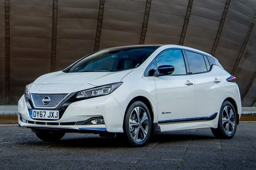 2. Nissan Leaf (điểm số tin cậy do chủ sở hữu đánh giá: 97,04/100).