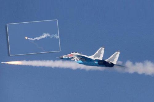 Phi đội chiến thần MiG-29 của Triều Tiên "khẹt lửa" trên bầu trời