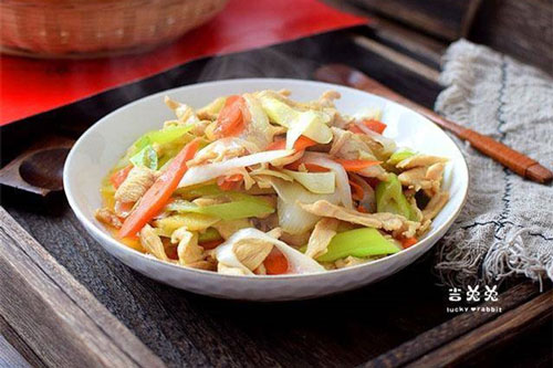 6 món thịt xào ngon bổ, rẻ để chị em tha hồ thay đổi khẩu vị cho cả nhà