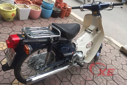 Chiếc Honda Super Cub 82, đăng ký lần đầu năm 1990 còn khá mới