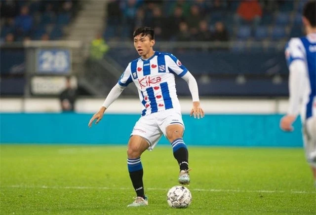 Văn Hậu mong được Heerenveen giữ lại, không về V-League - 1