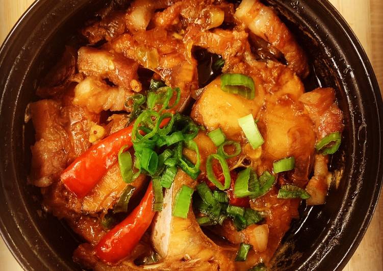 Cách làm cá ba sa kho tộ đậm vị, đưa cơm