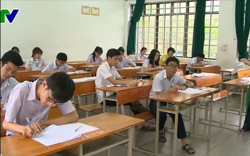 Kỳ thi tốt nghiệp THPT: Giảm độ khó đề thi có bớt áp lực cho thí sinh?