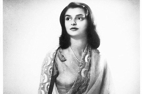 Góc khuất cuộc đời của 'Hoàng hậu đẹp nhất Ấn Độ': Nhan sắc hoàn hảo, tài năng hơn người nhưng chứa đầy bi kịch toan tính, mưu mô của một gia tộc