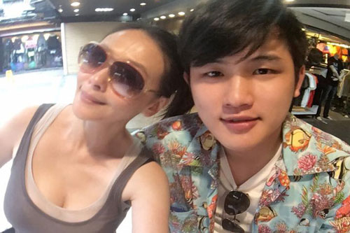 Chồng trẻ mong Tiêu Thục Thận có con sau khi chữa khỏi ung thư