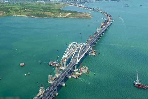 Nga dùng S-300F để bảo vệ cầu Crimea