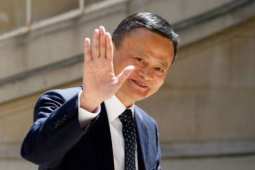“Một ngày nào đó, tôi sẽ quay lại dạy học. Tôi nghĩ rằng tôi có thể làm điều này tốt hơn là chủ tịch hội đồng quản trị của Alibaba”. Đây là tâm sự của tỷ phú Trung Quốc Jack Ma khi nói về việc nghỉ hưu. Ảnh: Time.
