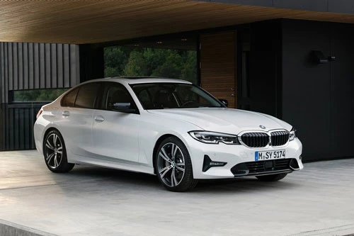 3. BMW 3 Series (doanh số: 4.447 chiếc).