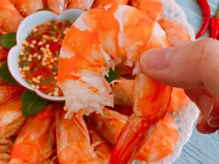 Đây mới là cách nấu tôm ngon ngọt đậm đà, vừa nhìn đã "thèm mắt"
