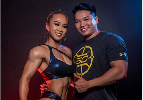 Chuyện tình của cô gái xinh xắn, sở hữu cơ bắp cuồn cuộn