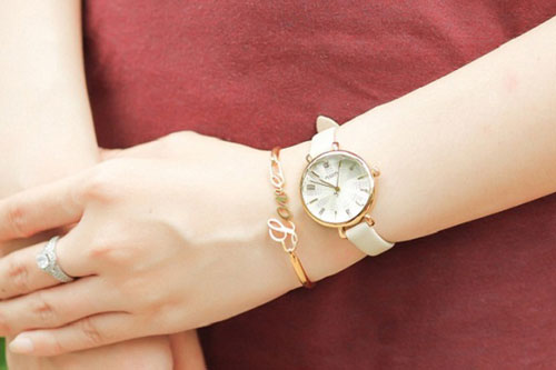Chọn đồng hồ đeo tay theo phong thủy có thể giúp bạn làm đâu trúng đó, tiền tiêu hoài không hết