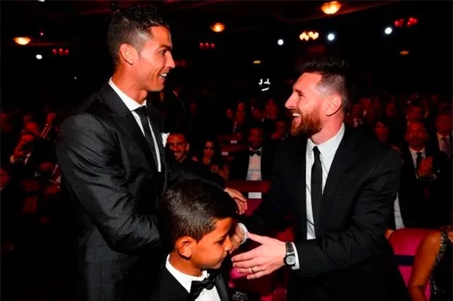 Messi đang tạm dẫn C.Ronaldo về các thông số cá nhân - 3