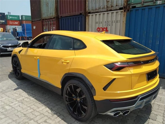 lamborghini urus 4 cho dau tien ve viet nam hinh 11