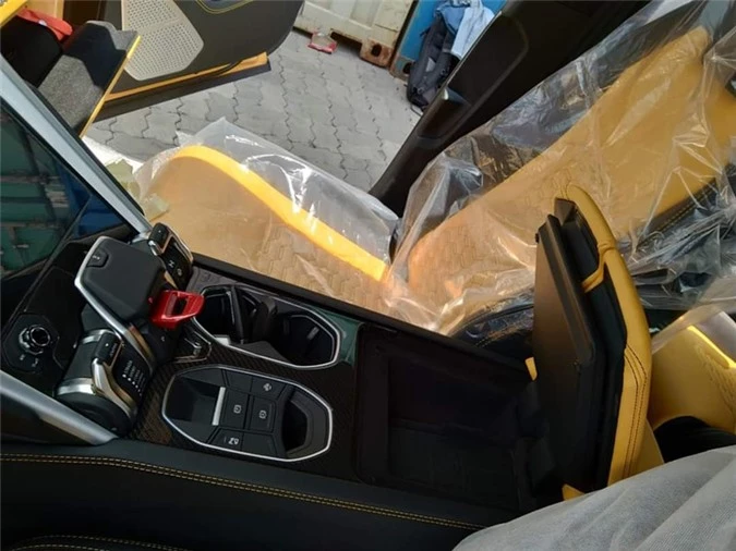 lamborghini urus 4 cho dau tien ve viet nam hinh 12