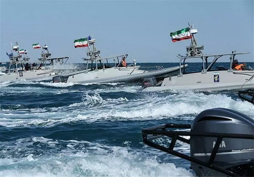 IRGC: Tàu chiến Mỹ sẽ bị phá hủy nếu chúng đe dọa Iran