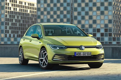 Volkswagen Golf (doanh số: 11.268 chiếc).