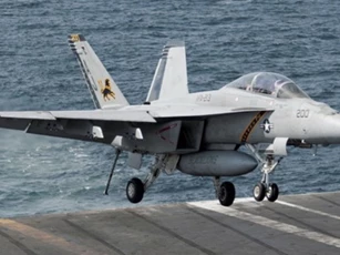 Hải quân Mỹ nhận tiêm kích Super Hornet Block 2 cuối cùng