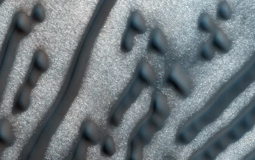 Những đoạn mã Morse bí ẩn trên bề mặt sao Hỏa. Ảnh:NASA/JPL/University of Arizona