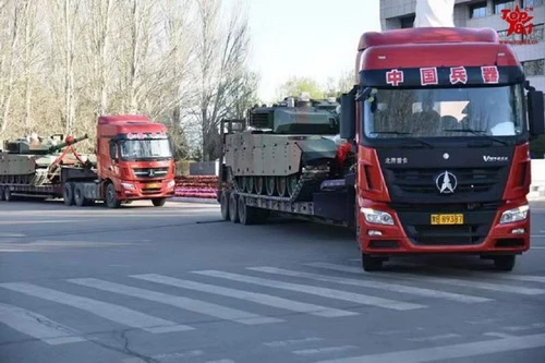 Những chiếc xe tăng chiến đấu chủ lực VT4 đầu tiên được Trung Quốc bàn giao cho Pakistan. Ảnh: Defence Blog.