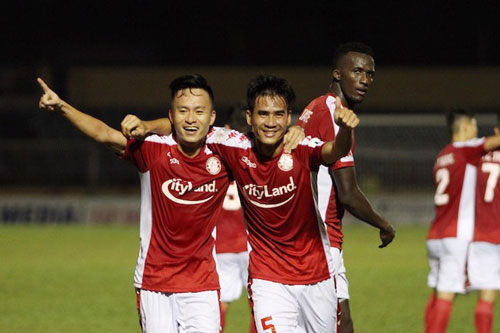 Các đội bóng chuẩn bị ra sao nếu V-League trở lại vào tháng 5?