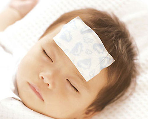 Bác sĩ Nhi chỉ ra rằng đây chính là sai lầm trí mạng khi hạ sốt cho con mà quá nhiều cha mẹ mắc