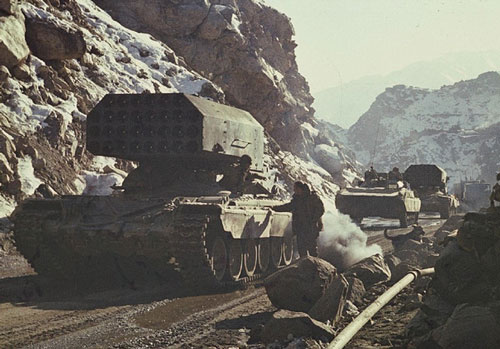 Câu trả lời của Mỹ cho "hỏa thần nhiệt áp" TOS-1 của Nga: 3 chương trình vũ khí bí ẩn?