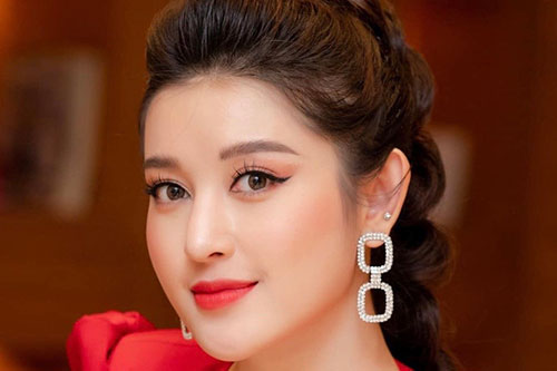 Chọn hoa tai đi tiệc như mỹ nhân Việt