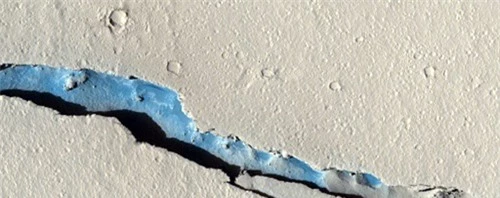 NASA công bố 15 bức ảnh tuyệt đẹp về sao Hỏa - 1